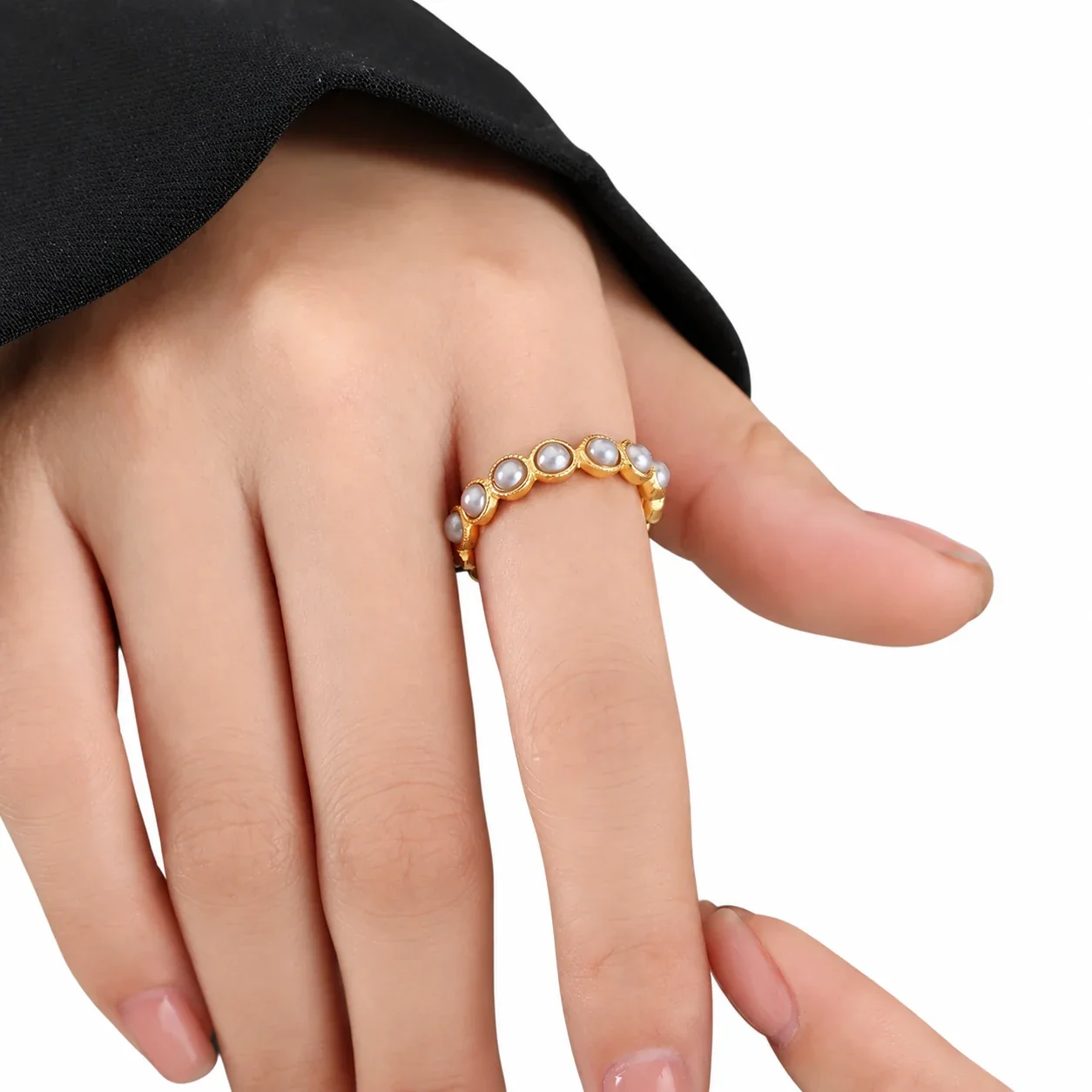 Ring with Gray Shell Pearls and Beaded Gold-Plated Steel - Gold / Gray