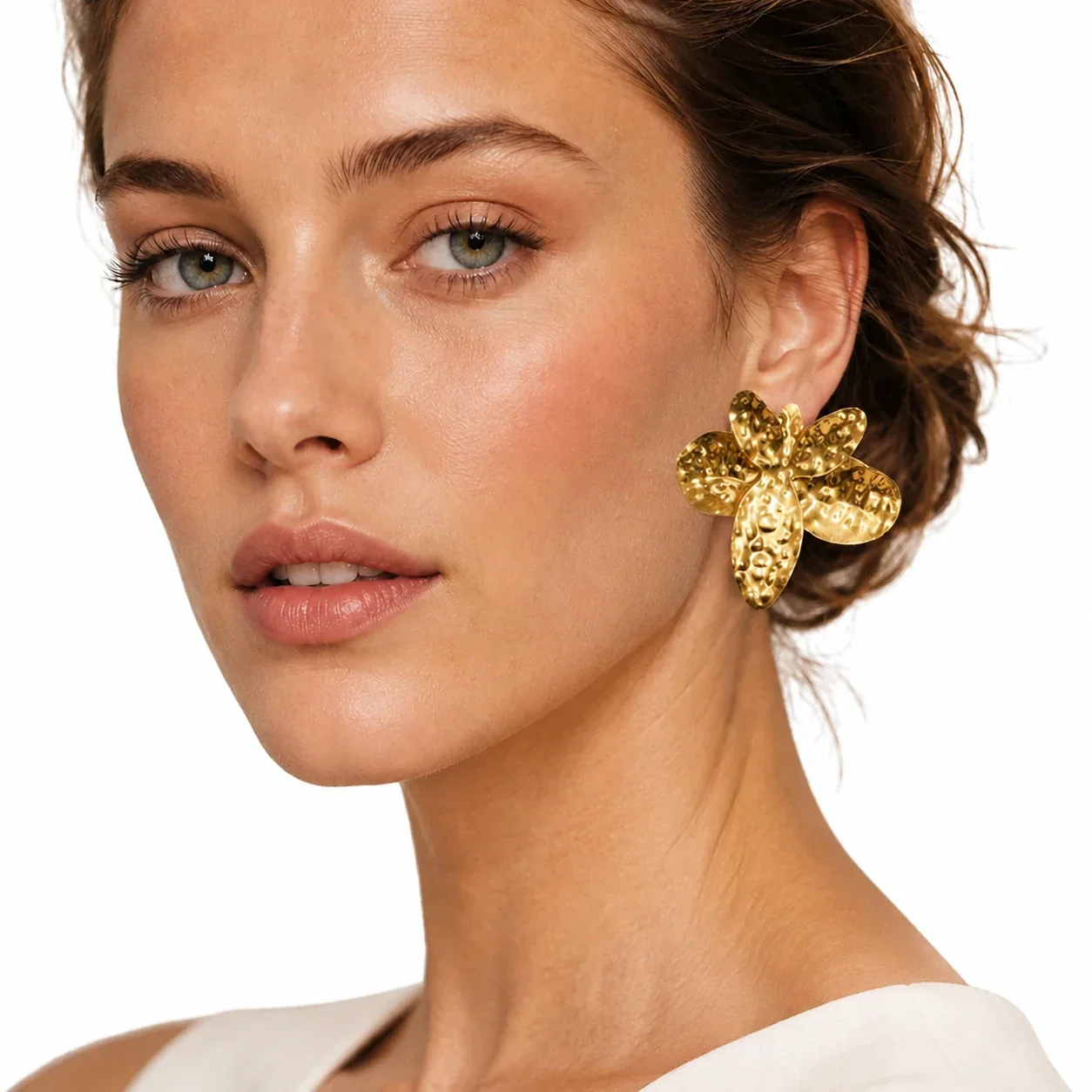 Sculptural 316L Stainless Steel Hammered Flower Stud Earrings