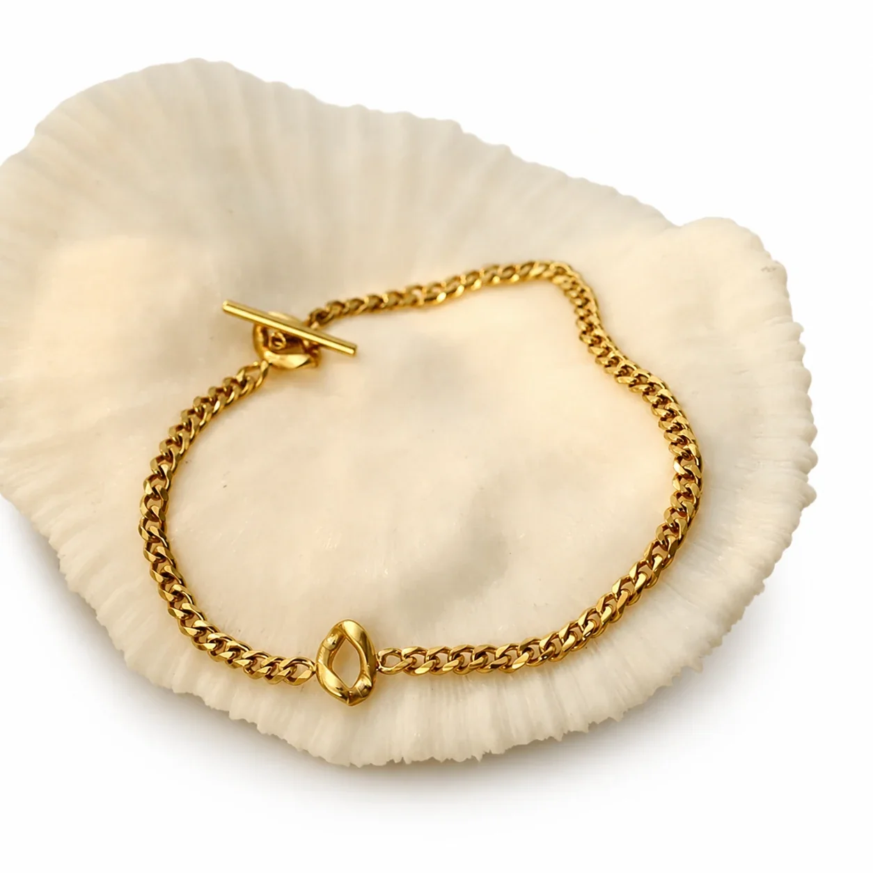 Sculptural Gold-Plated Curb Chain Bracelet with Toggle
