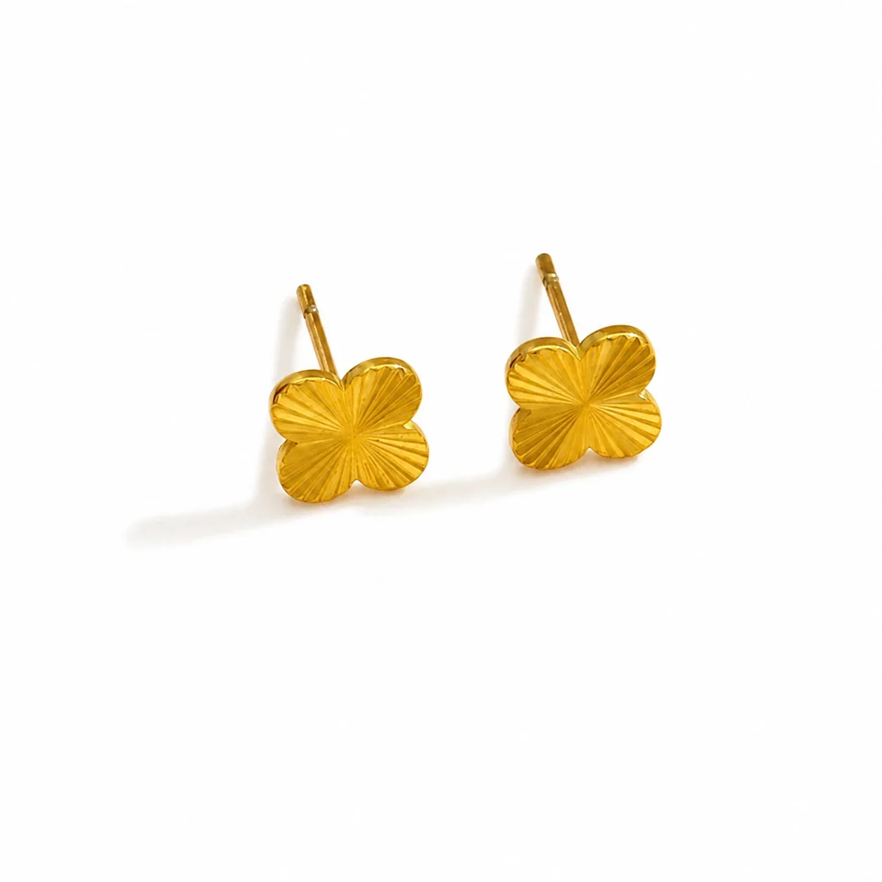 Radiant 316 Stainless Steel Clover Stud Earrings