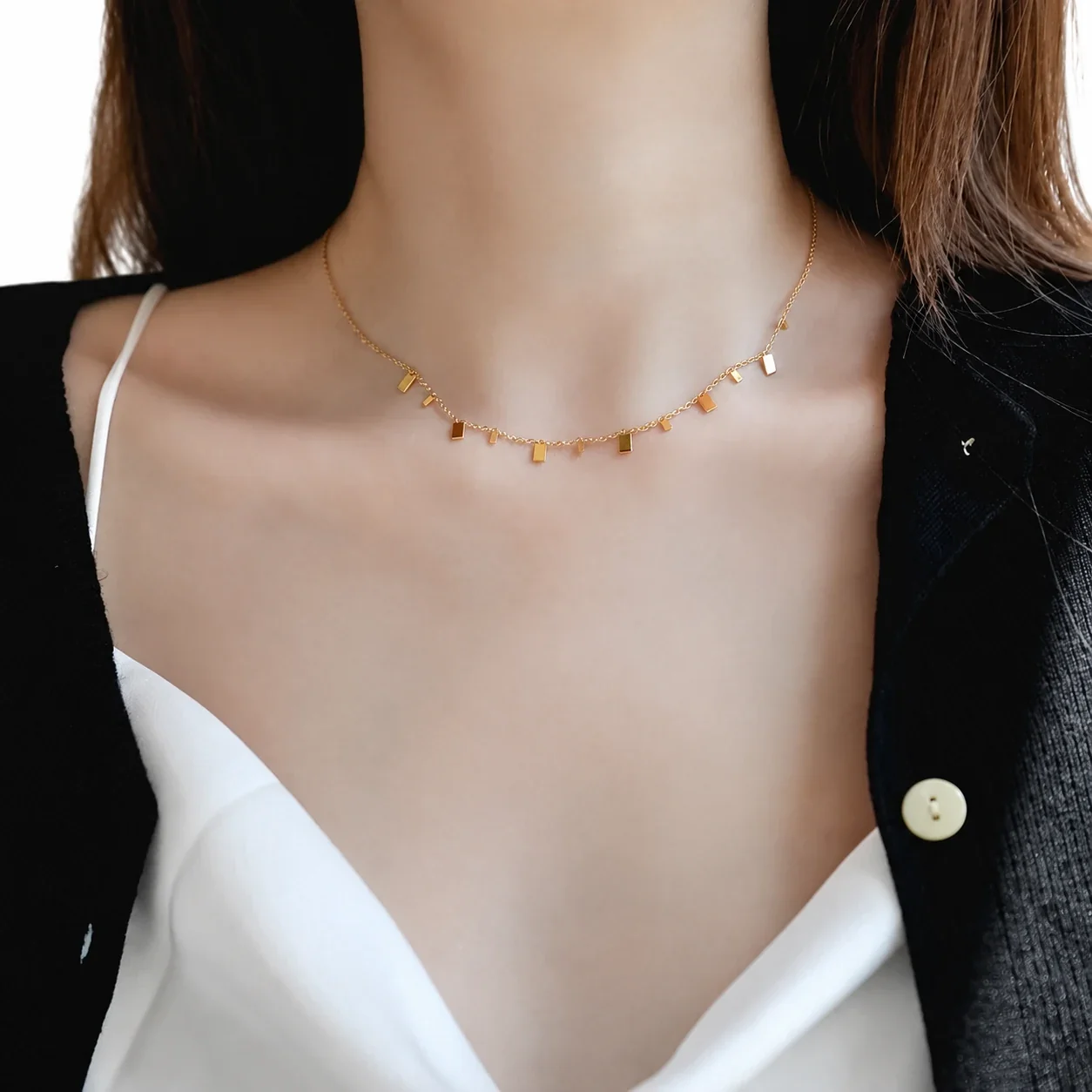 Charm Necklace with Geometric Dangles in Gold-Plated Steel - Square