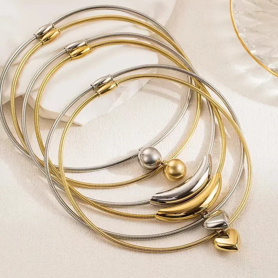 Foto del producto: Collar de cadena serpiente con tubo curvo, acero inoxidable
