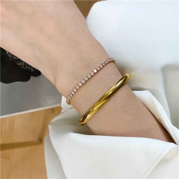 Foto del producto: Brazalete: Acero inoxidable ovalado, abombado, pulido y con bisagra