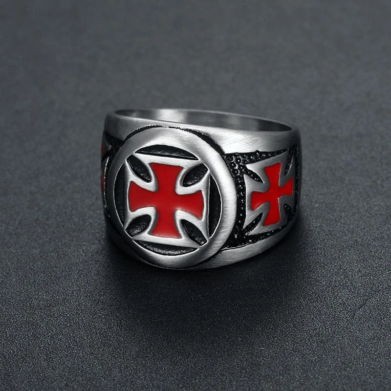 Foto prodotto: Anello chevalier con medaglione a croce rossa e acciaio inossidabile 316 spazzolato
