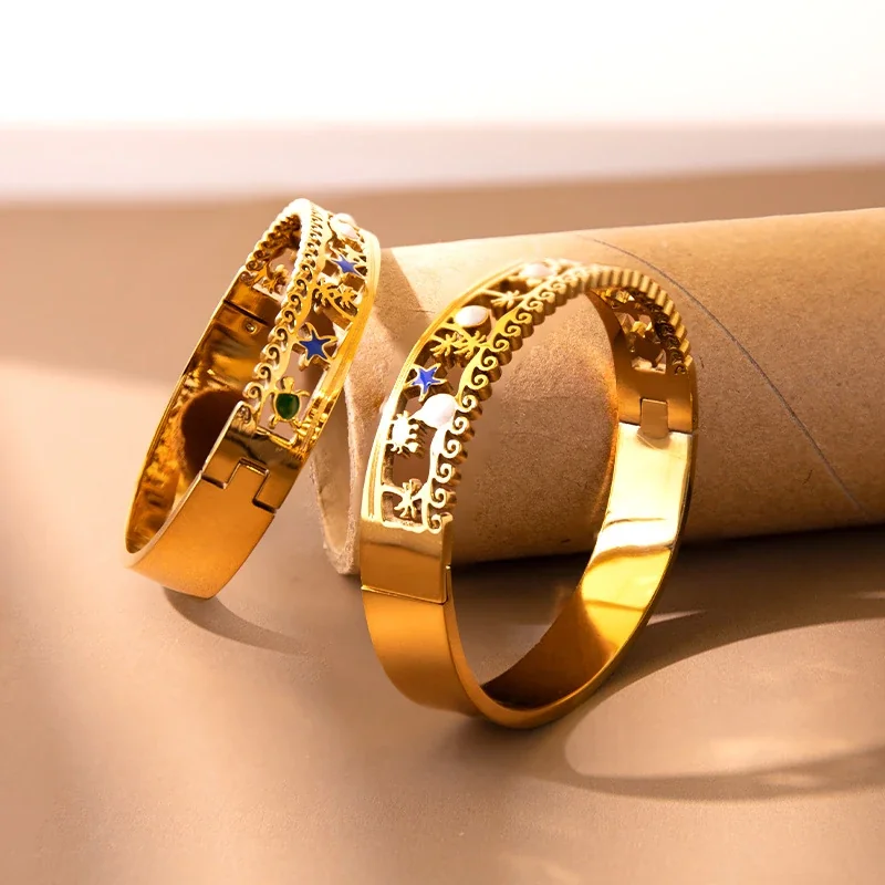Celestial Cutout Star Bangle in Gold PVD Stainless Steel
