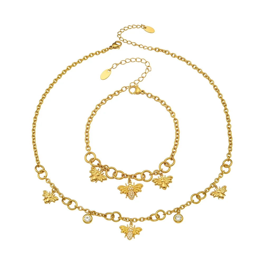 Bee Charm 18K Gold PVD Stainless Steel Oval-Link Jewelry Set