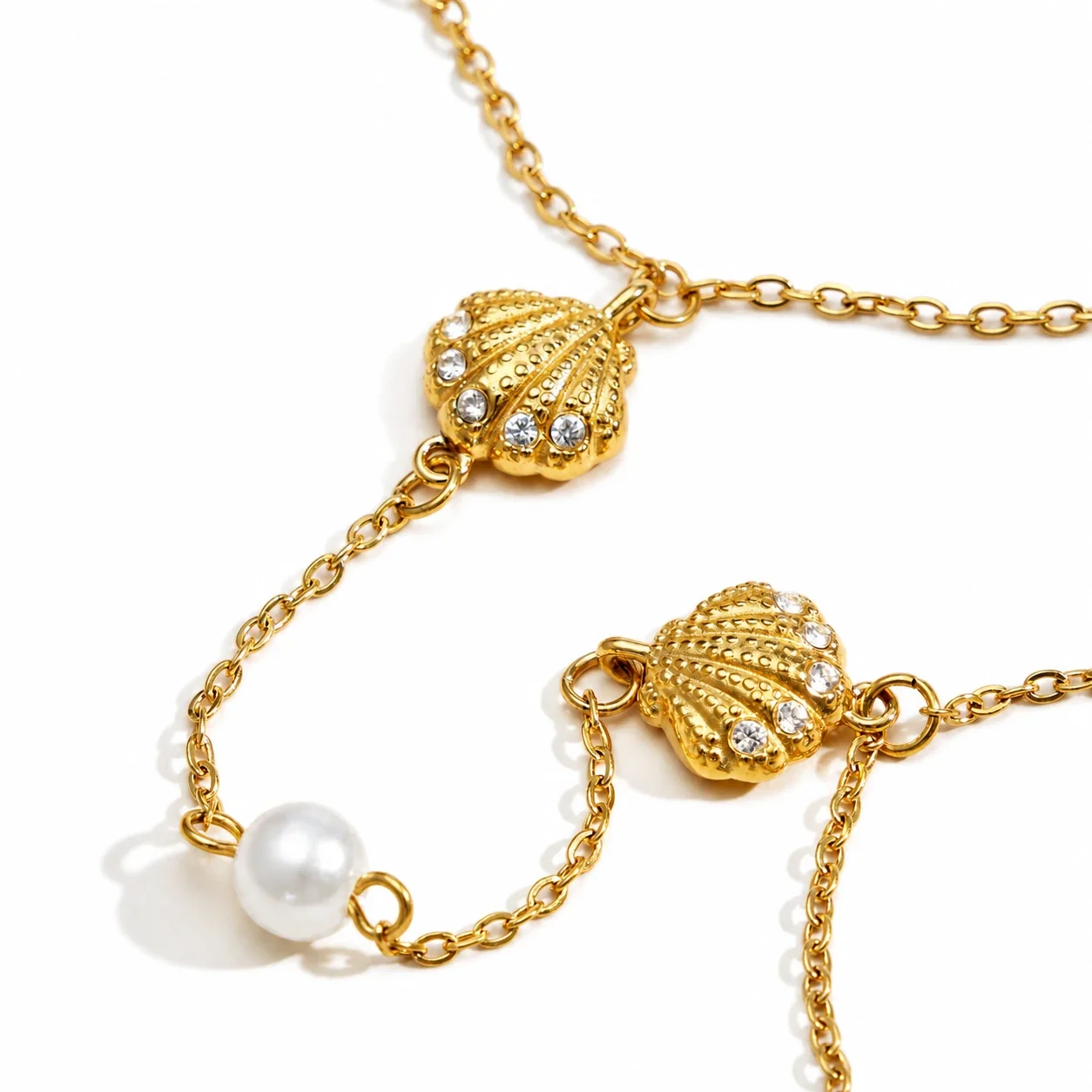 Scallop CZ 316L Gold-Plated Pearl-Effect Hand Bracelet