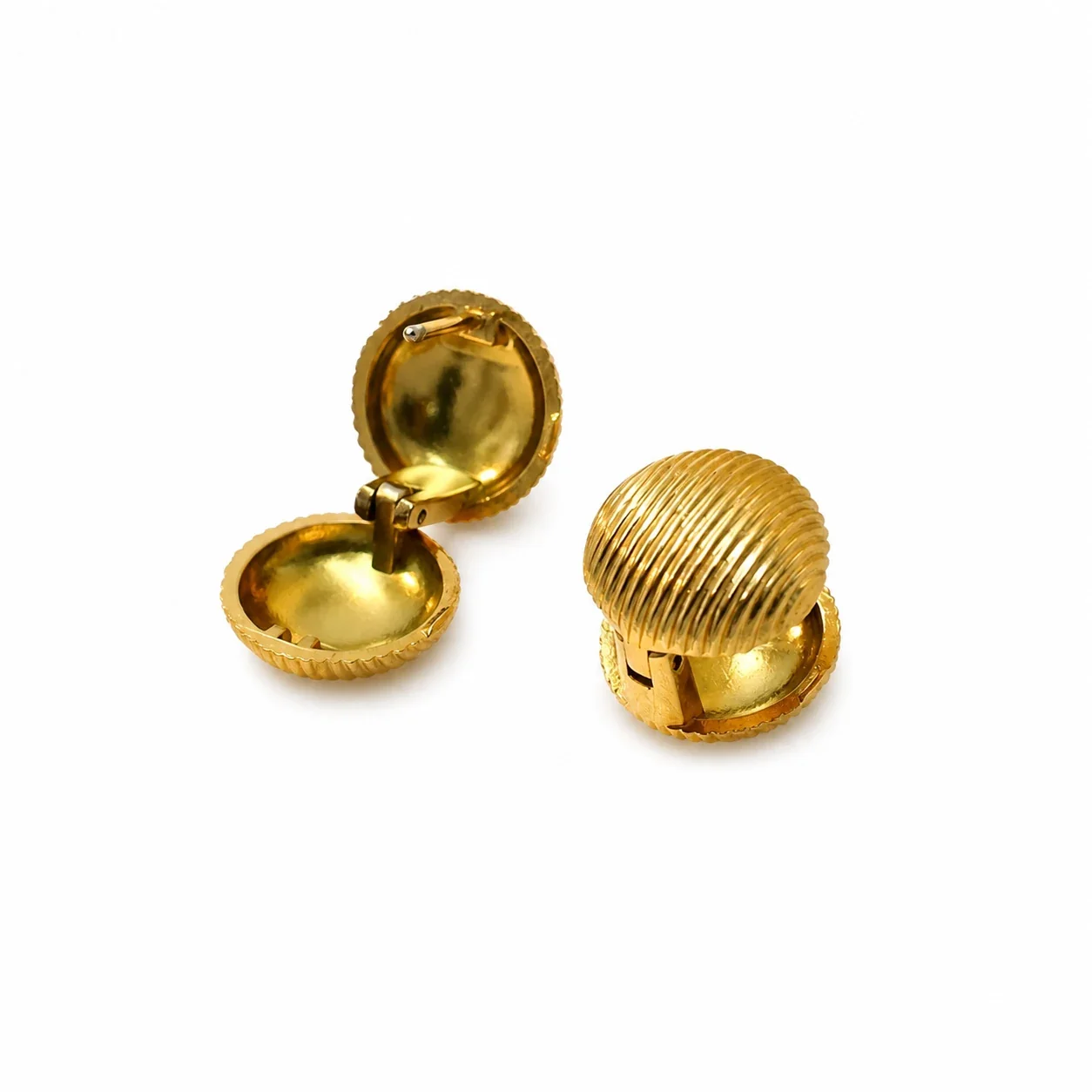 Sculptural Gold-Plated Ribbed Heart Hoop Earrings