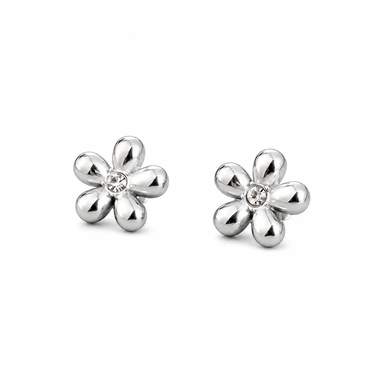 Photo produit : Petites boucles d'oreilles acier inoxydable fleur à cinq pétales bombés en cristal, finition or PVD - 316