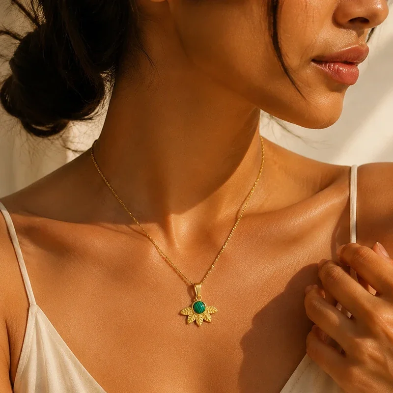 Leaf Pendant Necklace with Green Cabochon Gold-Plated Stainless Steel
