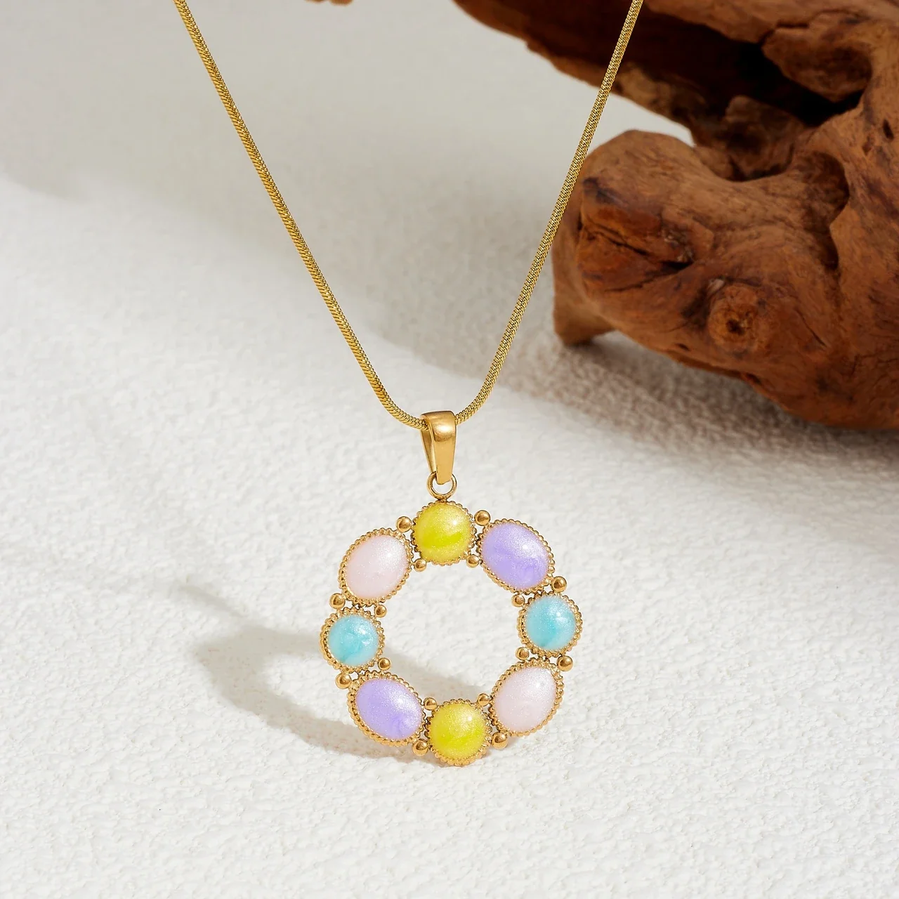 Jewelry Set with Pastel Wreath Drops in Gold-Plated Stainless Steel