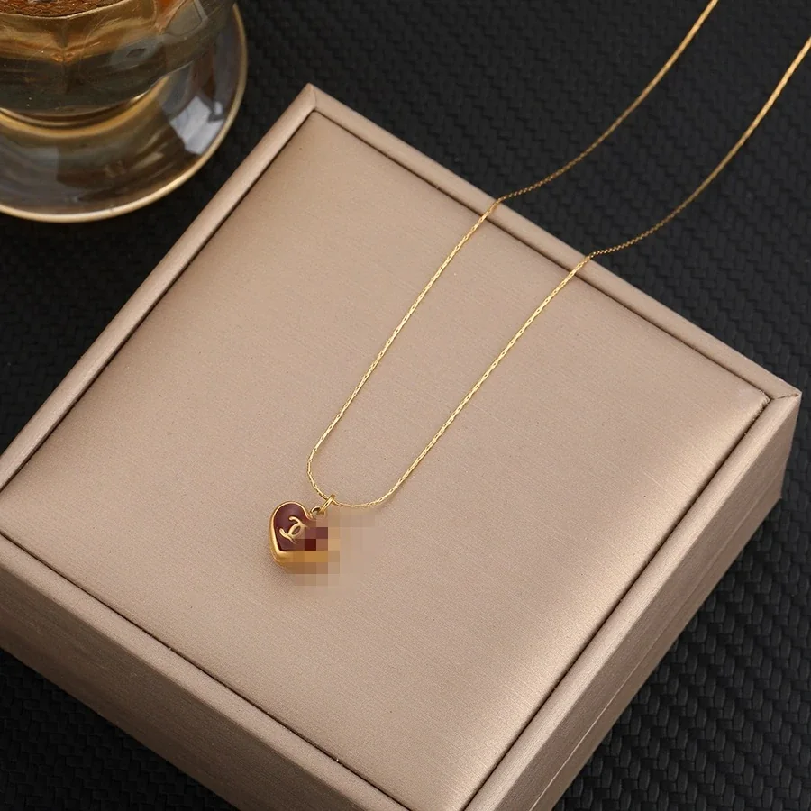 Foto prodotto: Pendant Necklace, Heart & Round Motifs, Gold-Plated Stainless Steel