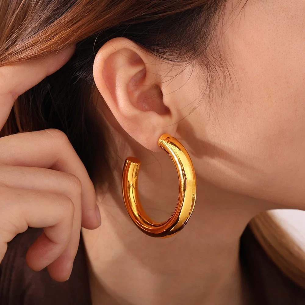 Open Hoop Earrings Thick Rounded 18K Gold-Plated Stainless Steel