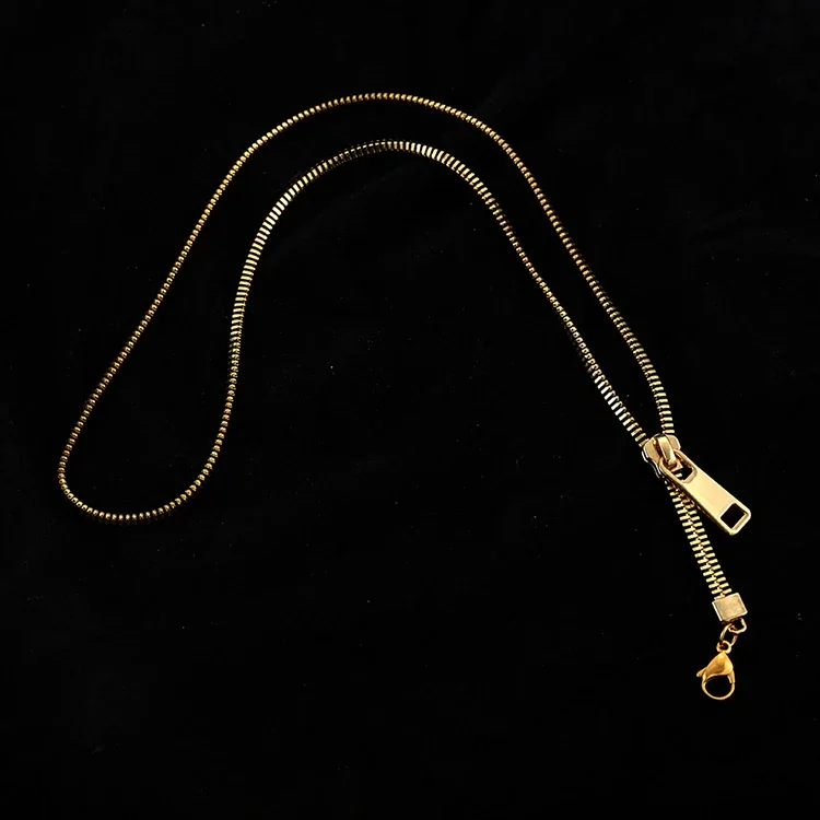 Foto del producto: Collar de cadena de cremallera con tirador, acero inoxidable chapado en oro