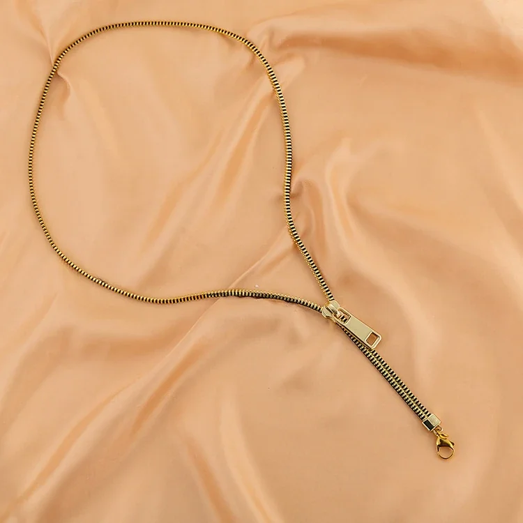 Foto del producto: Collar de cadena de cremallera con tirador, acero inoxidable chapado en oro